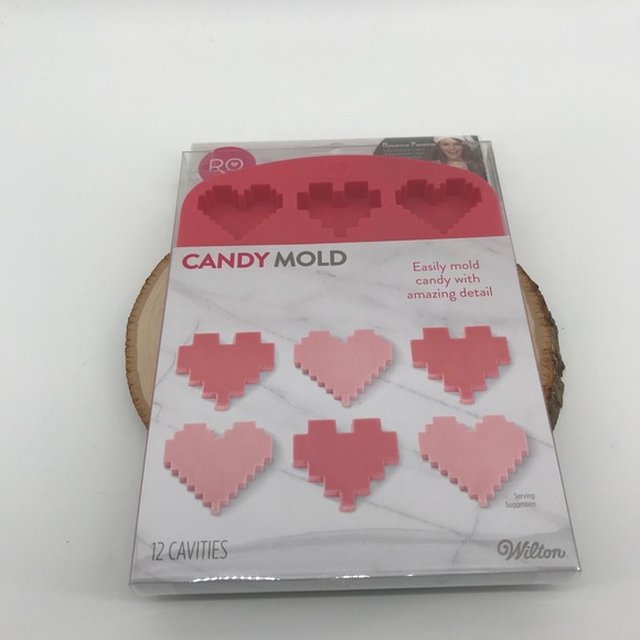 Wilton Nerdy Nummies Silicone Heart Candy Soap Mold BPA Free Dishwasher Safe NWT - Picture 4 of 6